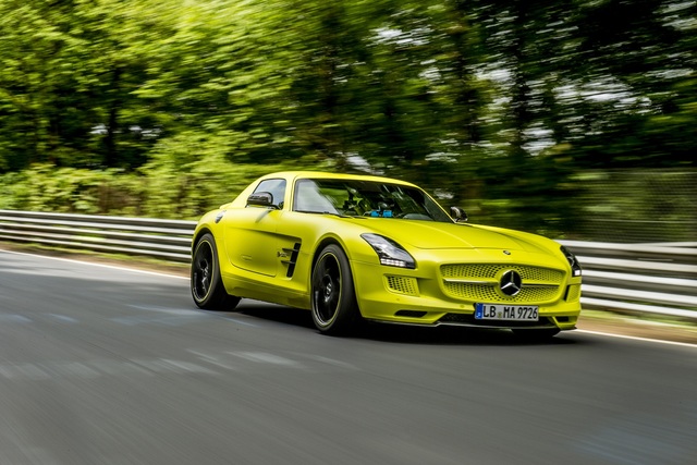 Mercedes SLS AMG Coupe Electric Drive - Elektrischer Sportler rockt am Ring