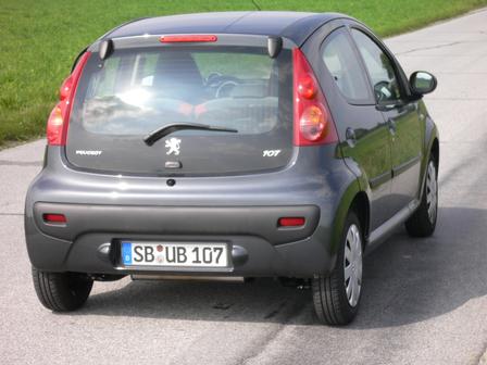 Bilder Praxistest Peugeot 107 Filou Flott In The City Autoplenum At