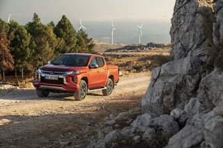 Fahrbericht: Mitsubishi L200 - Zur Hälfte neu