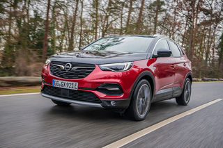 Fahrbericht: Opel Grandland X Hybrid4 - Zwei Seelen wohnen, ach, un...