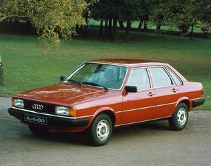 Tradition: 40 Jahre Audi 80/Audi 90 (B2) - Kante zeigen in der Mitt...