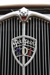 Tradition: 90 Jahre Peugeot 201 bis 208 - Und das Leben ist doch ei...