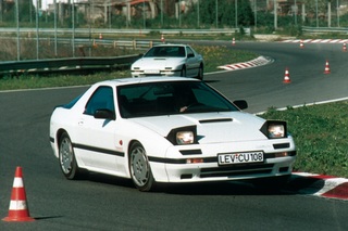 Tradition: 30 Jahre Mazda RX-7 (FC) - Tiefflieger mit Turbinentechn...