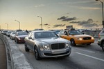 Bentley Mulsanne Speed im Fahrbericht: Vollgas-Lümmeln für 300.000 ...