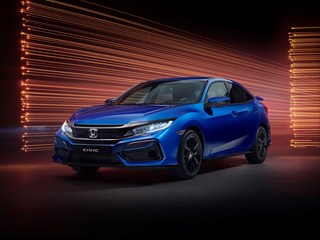 Honda Civic Sport Line - Mit Spoiler und Diffusor