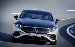 5x: Innovationen beim Mercedes EQS - Teslas Schatten fährt mit