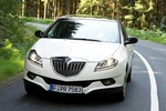 Exklusivität plus Wirtschaftlichkeit: Lancia Delta Diesel zum Benzi...