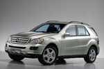 Mercedes ML 450 Blue Hybrid: Sauberer Power-SUV
