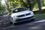 VW Jetta im Fahrbericht: Neuer Motor und neue Optik