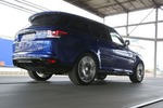 Range Rover Sport SVR im Test: Geländegängige Angriffs-Lust