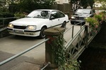 Opel Monza GSE und Mercedes 280 CE Fahrbericht: Zwei heiße Cafe Rac...