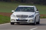Mercedes C 250 T im Test: Ohne Nageln, dafür mit großer Klappe