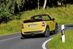 Mini Cooper S Cabrio: Neues Mini Stoffdach-Cabriolet mit Fahrspaß-G...