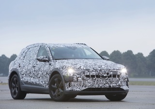 Audi e-tron  - Stromer im Tarnkleid