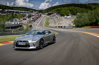 Nissan GT-R - Feinschliff am Monster-Charakter (Kurzfassung)