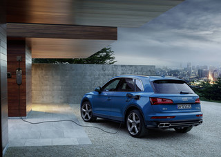 Audi Q5 TFSI E Quattro - Stromanschluss für die SUV-Mittelklasse