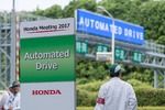Autonomes Fahren Honda - Schau mir in die Augen