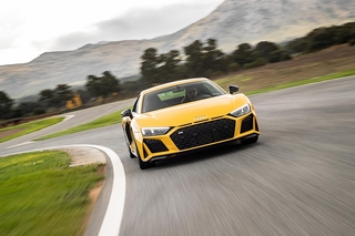 Audi V10 performance quattro - Audi R(oooaaaaam)8