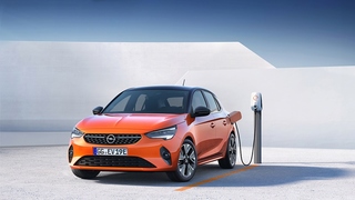 Opel Corsa-e - Blitzschlag