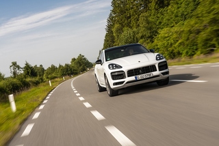 Porsche Cayenne Turbo S E-Hybrid Coupé - Turbo plus!