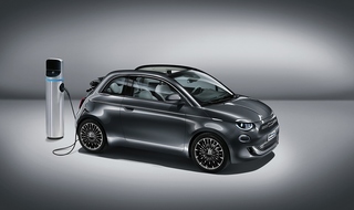 Fiat 500 Electric - Jetzt mit Stecker