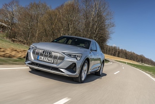 Audi e-tron Sportback 55 quattro - Kleider machen Leute