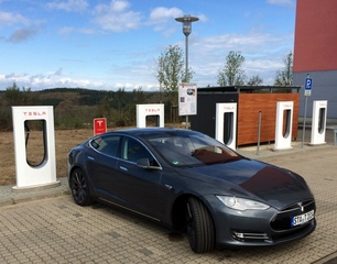 So schnell laden Elektroautos wirklich - Laden ist nicht gleich laden