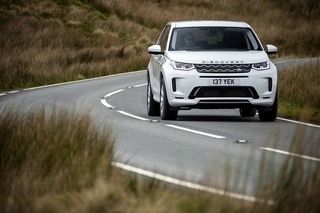 Land Rover Discovery Sport P300e - Dreireiher