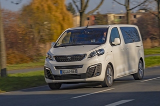 Peugeot e-Traveller 50 kWh - Stadt-Reisender