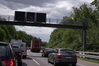 Stauprognose fürs erste August-Wochenende - Volle Autobahnen vorher...