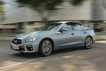Infiniti Q50 3.5 V6 Hybrid im Fahrbericht: Jetzt wird elektrisch ge...