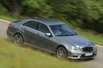 Mercedes E 63 AMG: Sportlimousine mit V8-Motor im Fahrbericht