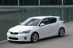 Lexus CT 200h noch komfortabler im Modelljahr 2013