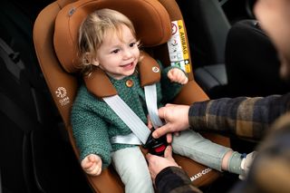 Kindersicherheit im Auto - Richtig sichern