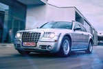 Chrysler 300 C Touring 5.7 Hemi Fahrbericht: US-Power-Kombi ab 6500...