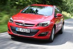 Opel Astra 2.0 CDTi Sports Tourer im Fahrbericht: Familienkombi mit...