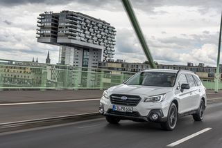 Subaru Outback Sport X - Schwarz, Gelb und Grün