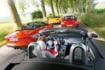 Porsche Boxster, Jaguar F-Type, Audi TT RS, BMW Z4: Jaguar fordert ...
