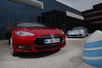 Tesla Model S und Porsche Panamera S E-Hybrid: Der Voll- und der Ha...