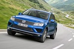 VW Touareg 3.0 V6 TDI SCR BMT im Fahrbericht: Mehr Leistung im Prem...