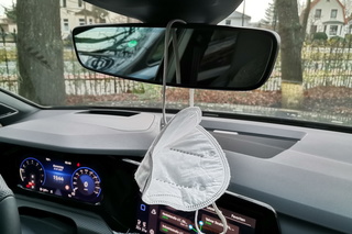 Ratgeber: Autofahren im Lockdown - Auch im Auto gilt die Haushaltsr...