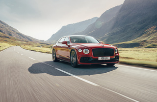 Bentley Flying Spur - Vier Zylinder weniger