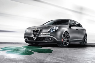 Alfa Giulietta Quadrifoglio Verde - Italienerin mit sportlichem Her...