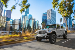 Jeep Wrangler Unlimited 4xe - Mit Stecker ins Gelände
