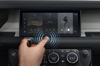 Neue Bedientechnik von Jaguar - Berührungslos tatschen