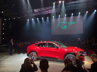 Elektrischer Ford Mustang Mach-E kommt auch nach Europa - Der heiße...