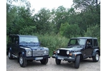 Jeep Wrangler vs. Land Rover Defender - Dinosaurier-Treff