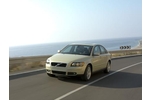 Vergleich: Volvo S40 Diesel vs. Benziner - Kopf oder Herz?