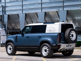 Land Rover Defender Hard Top - Für den Transport ins Hinterland