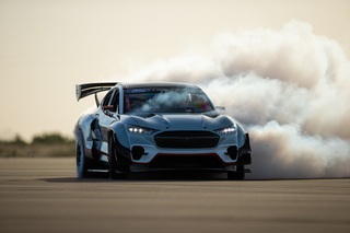 Ford Mustang Mach-E 1400 - Der Megawatt-Drifter